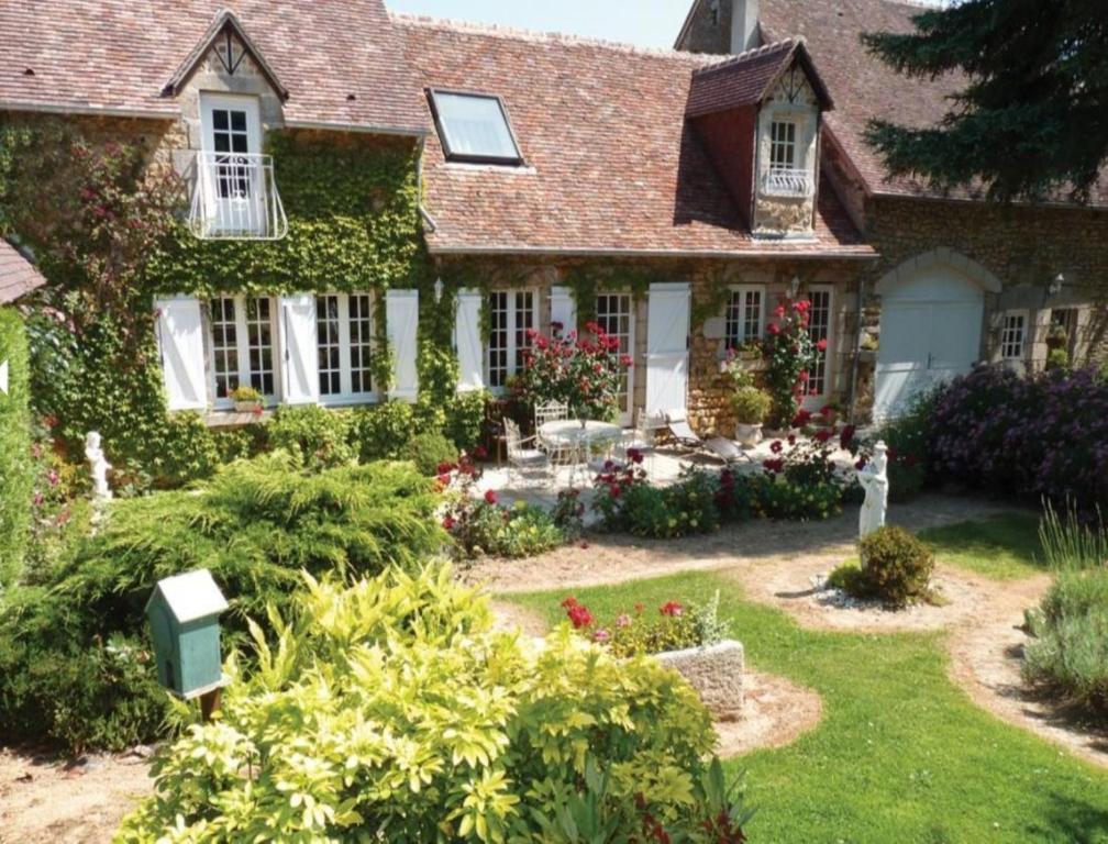 Bed and Breakfast 7 , Le Haut Montraye Pacé Exterior foto